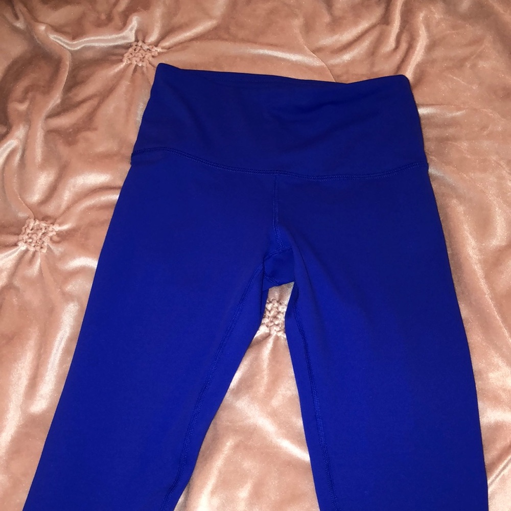 High waisted leggings